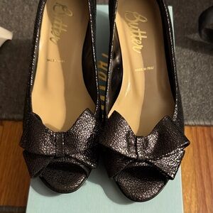 Butter Black Peep Toe Kitten Heel